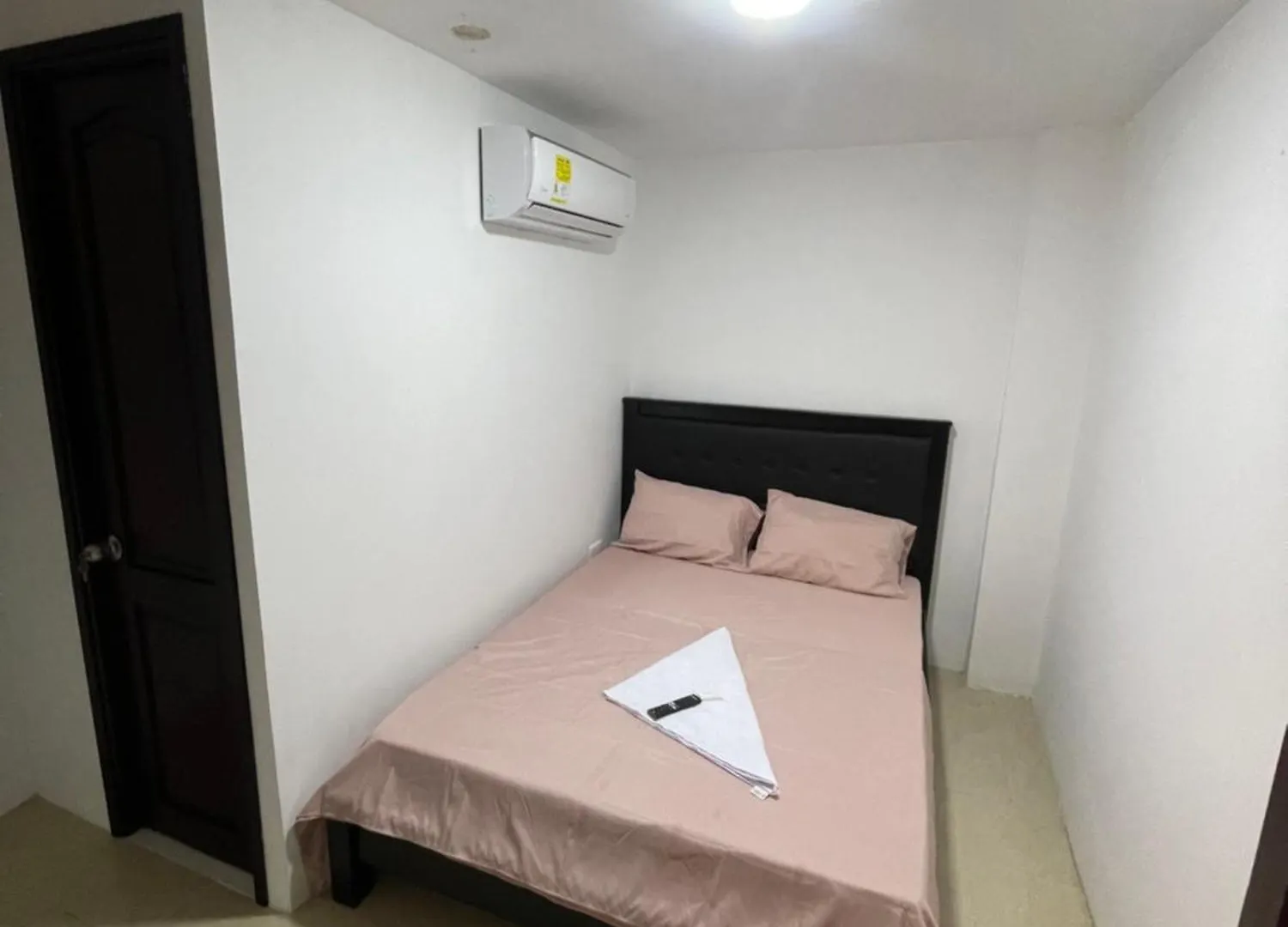 ゲストハウス Hostal La Noelia カリ コロンビア
